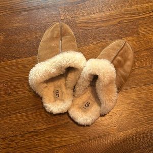 Ugg slippers womens